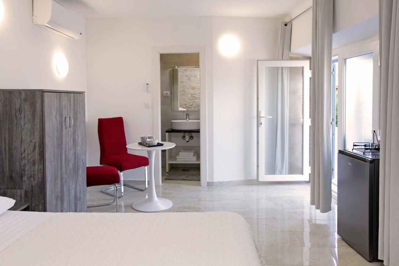 Luxory D-Rooms เวลาลูกา ภายนอก รูปภาพ