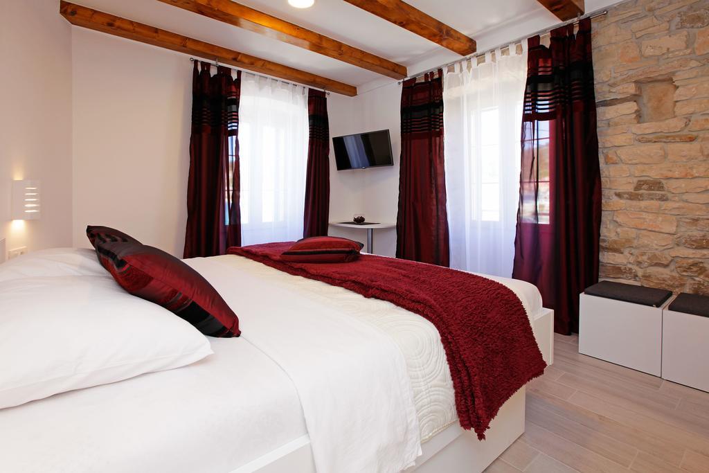 Luxory D-Rooms เวลาลูกา ภายนอก รูปภาพ
