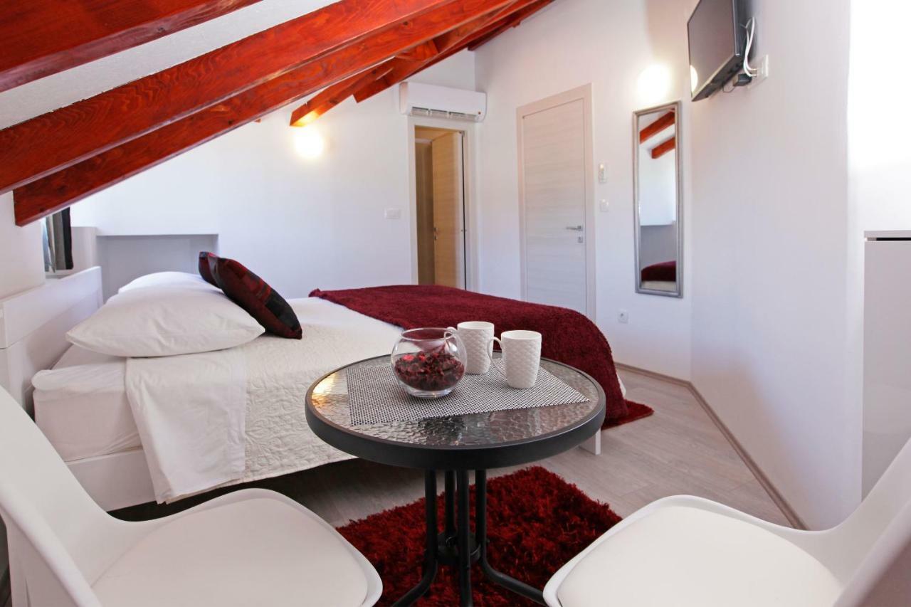 Luxory D-Rooms เวลาลูกา ภายนอก รูปภาพ